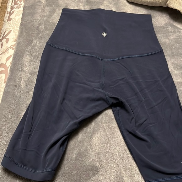 Align Navy blue biker shorts - Picture 1 of 2